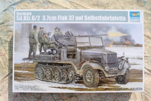 TR05532  German Sd.Kfz.6/2 3.7cm Flak 37 auf Selbstfahrlafette